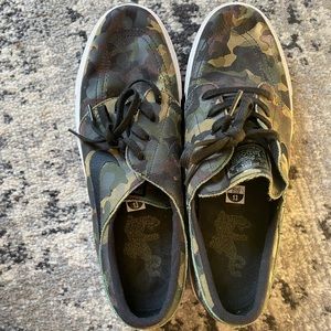 Men’s Nike Stefan Janoski Camo